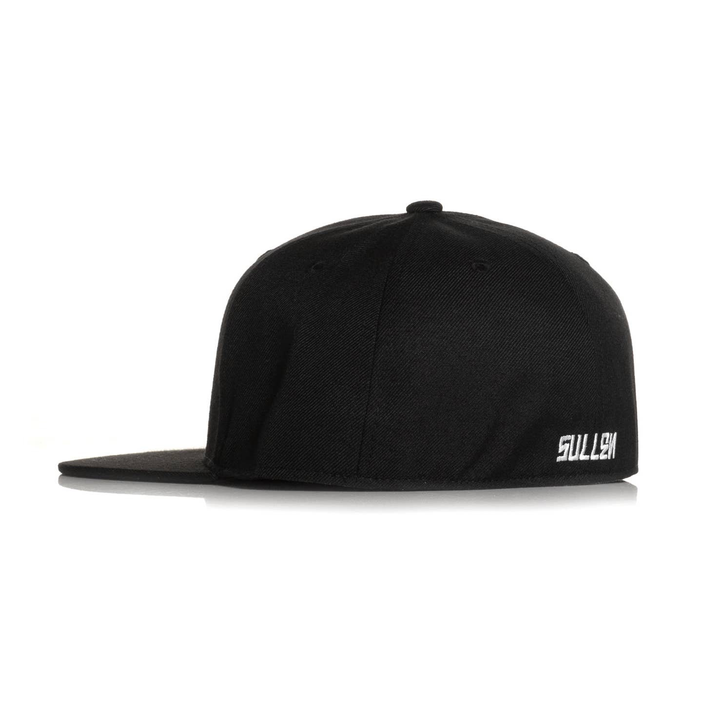Badge Fitted Hat - Black